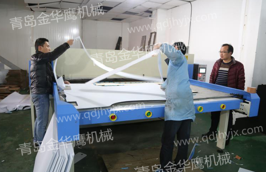 單邊送料裁斷機(jī)